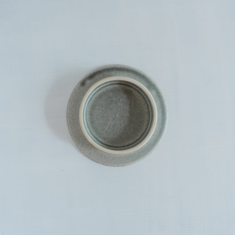Minamie Satoko 4-inch Footed Plate, Gray