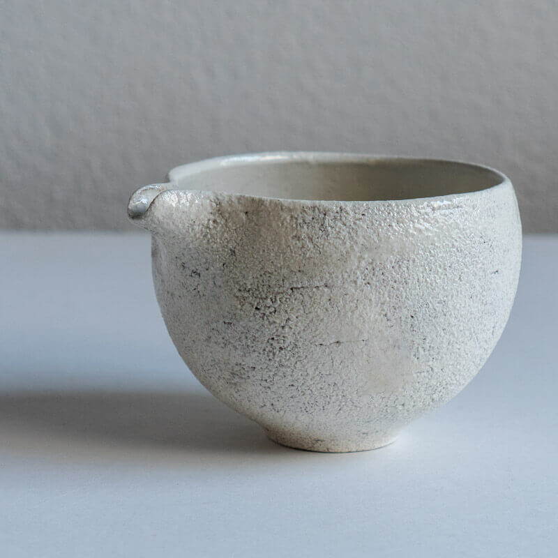 Mutsumi Ohashi Ash-glazed Katakuchi Round