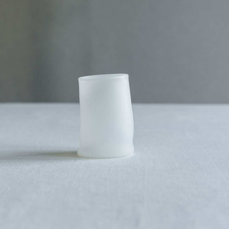 饗庭三七子 melt cup C