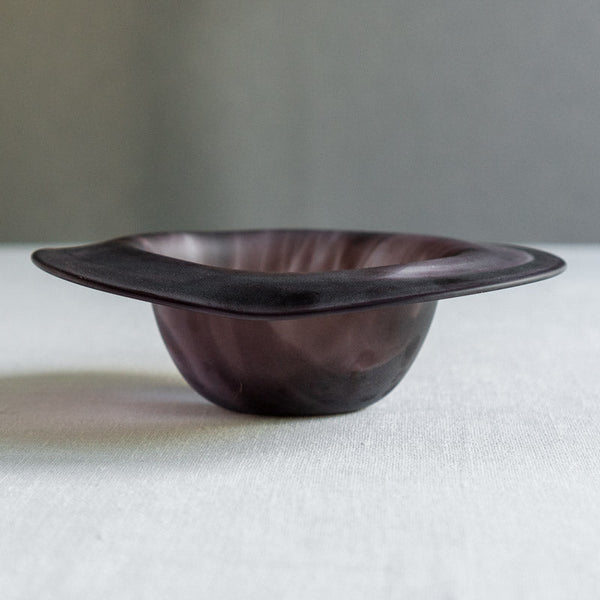饗庭三七子 matte rim plate black C