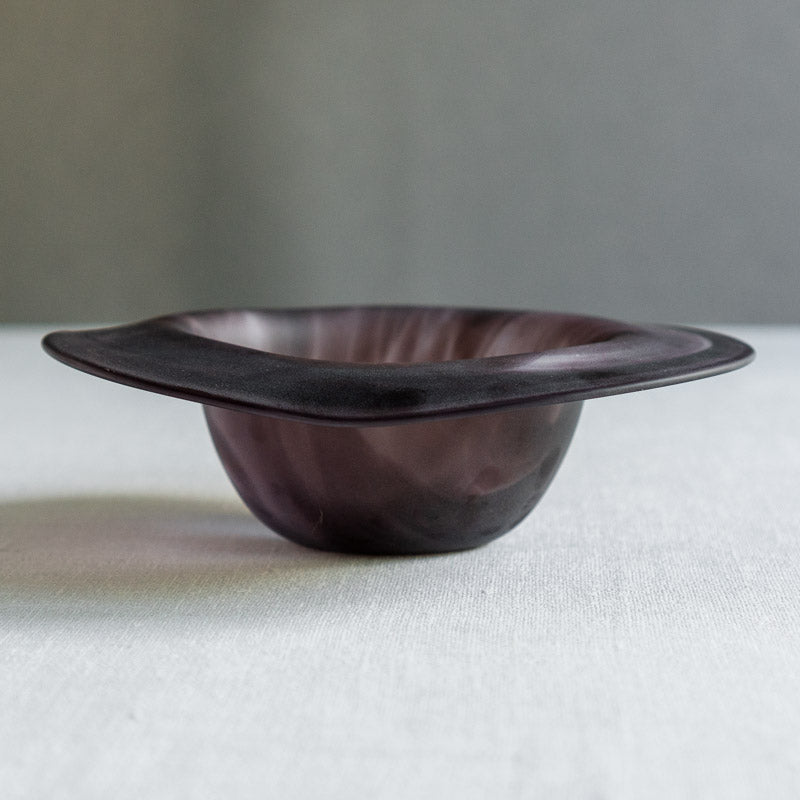 饗庭三七子 matte rim plate black C