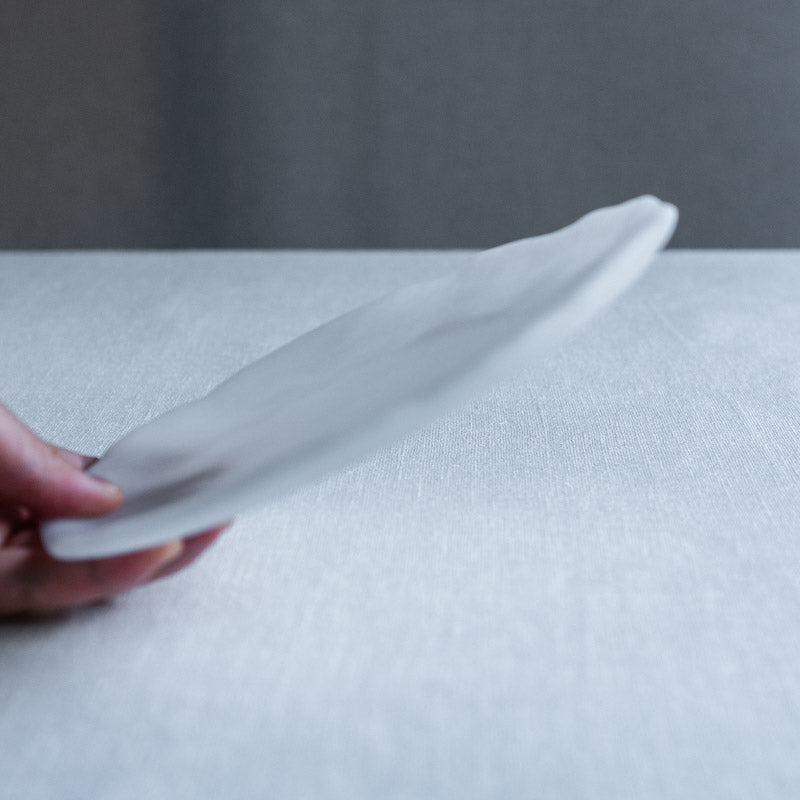 饗庭三七子 matte plate white C