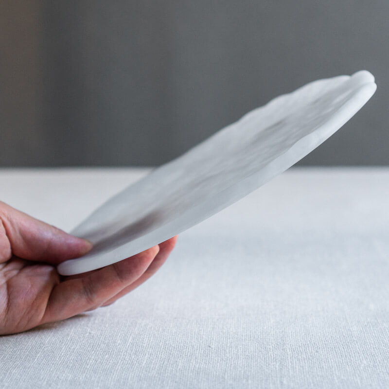 饗庭三七子 matte plate white