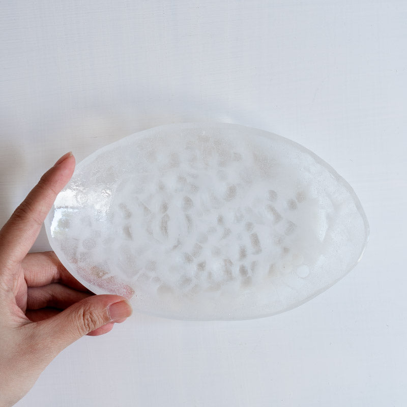 饗庭三七子 淡雪 oval plate B