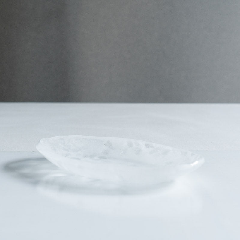 饗庭三七子 淡雪 oval plate C