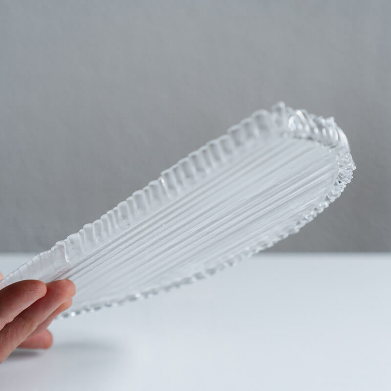 饗庭三七子 tray 半月 A