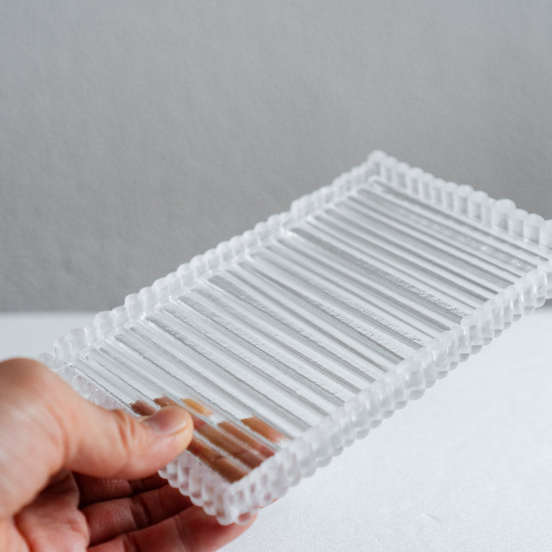 饗庭三七子 tray square