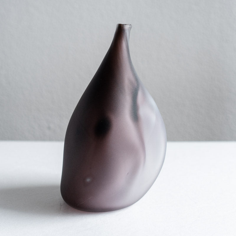 饗庭三七子 flower vase White B （返却）