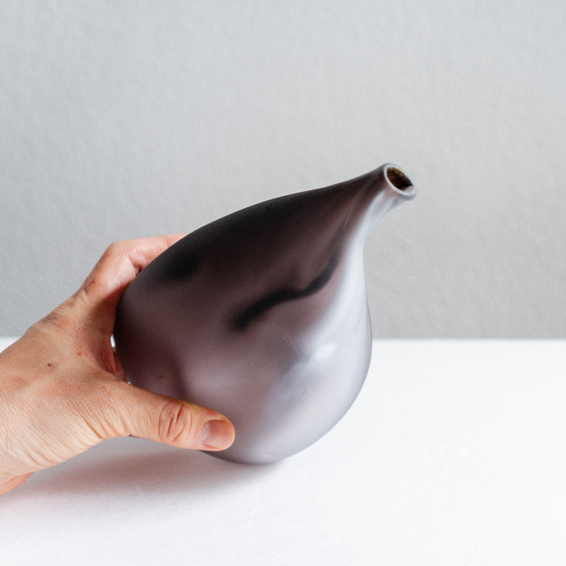 饗庭三七子 flower vase White B （返却）