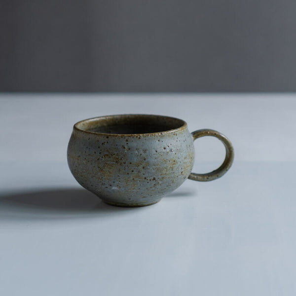 藤丸枝里子 海辺にて Mug Cup-D