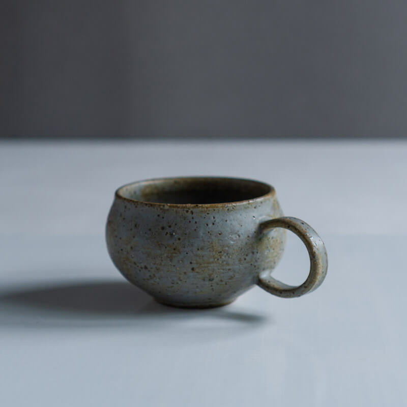 藤丸枝里子 海辺にて Mug Cup-D