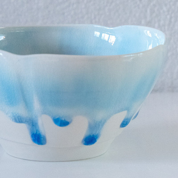 藤内紗恵子 花楕円 鉢 青