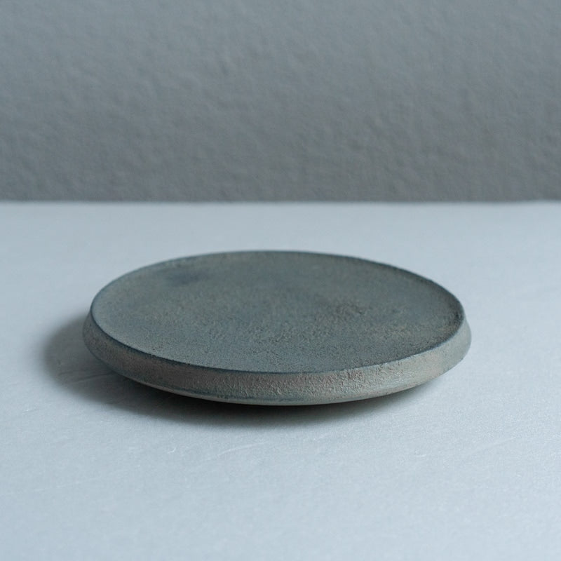 FUNAKI Tomohito flat rim plate 24cm rust lacquer B