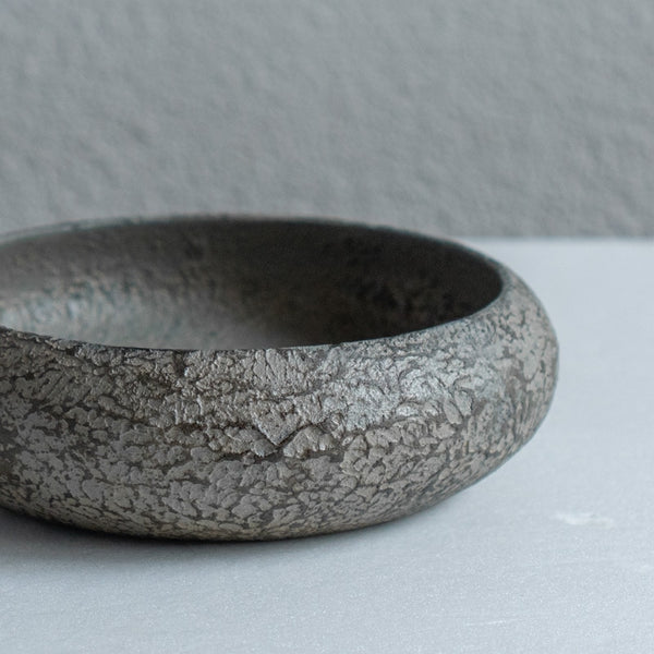 FUNAKI Tomohito flat rim plate 24cm rust lacquer B