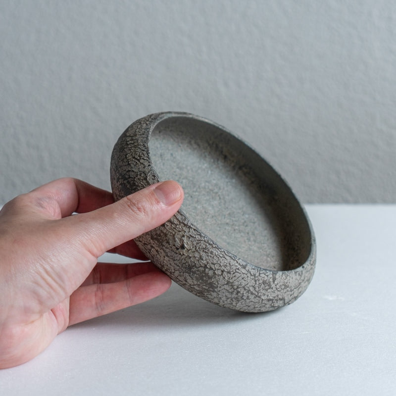 FUNAKI Tomohito flat rim plate 24cm rust lacquer B