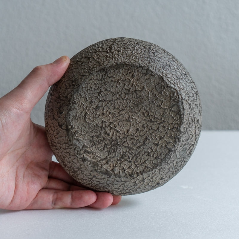 FUNAKI Tomohito flat rim plate 24cm rust lacquer B