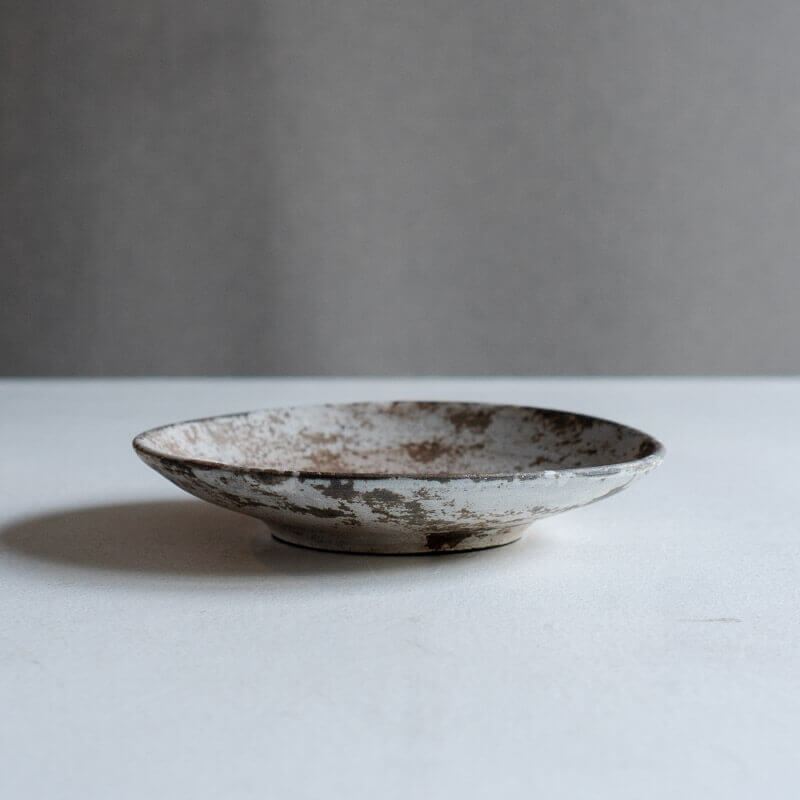 芳賀稔 剥白 皿 19cm