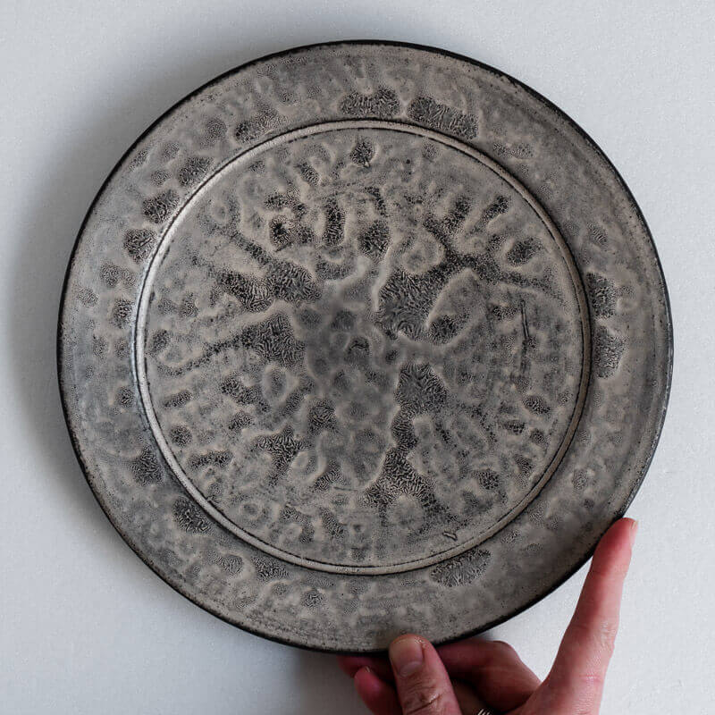 芳賀稔 黒銀 リムプレート 25cm