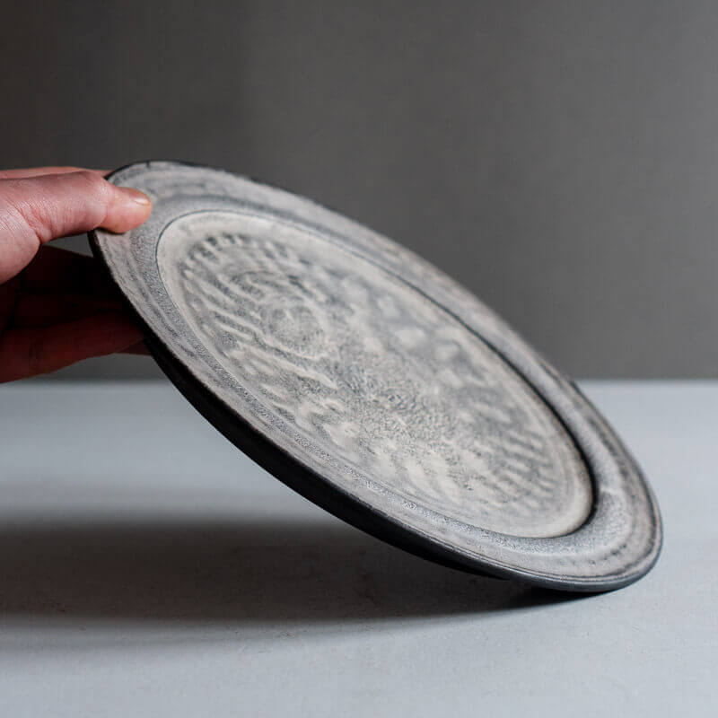 Haga Minoru Black and Silver Rimmed Plate 25cm