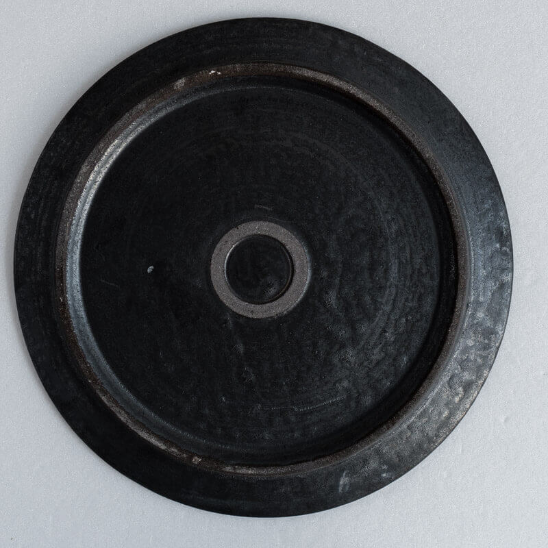 Haga Minoru Black and Silver Rimmed Plate 25cm