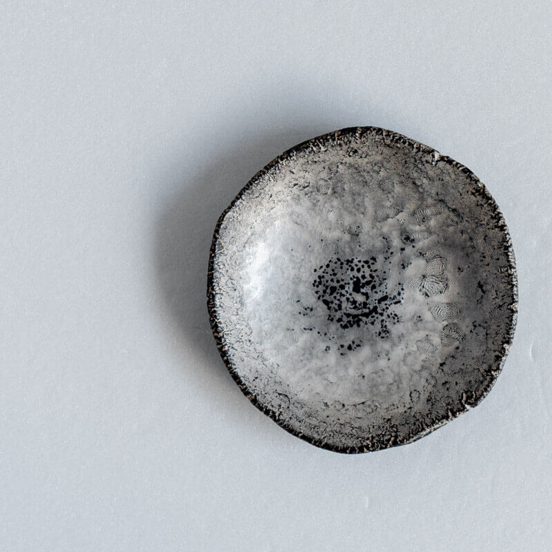 Haga Minoru Black and Silver Plate 10cm