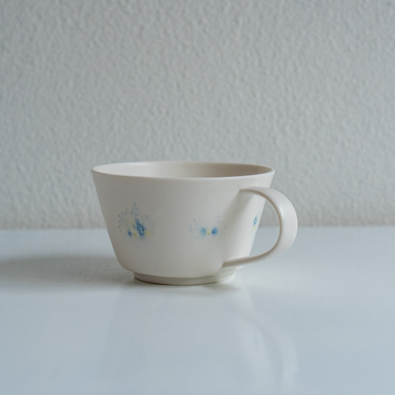 片瀬有美子 moca soupcup □ A