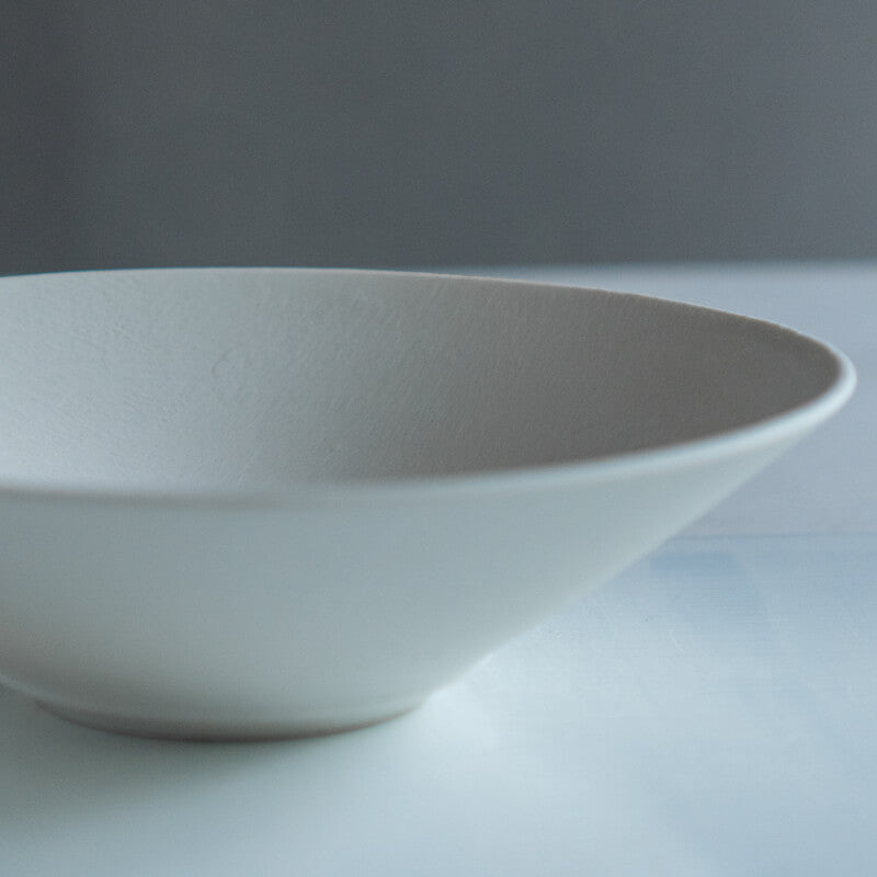 Daisuke Murai shallow bowl, 7 sun, white slip