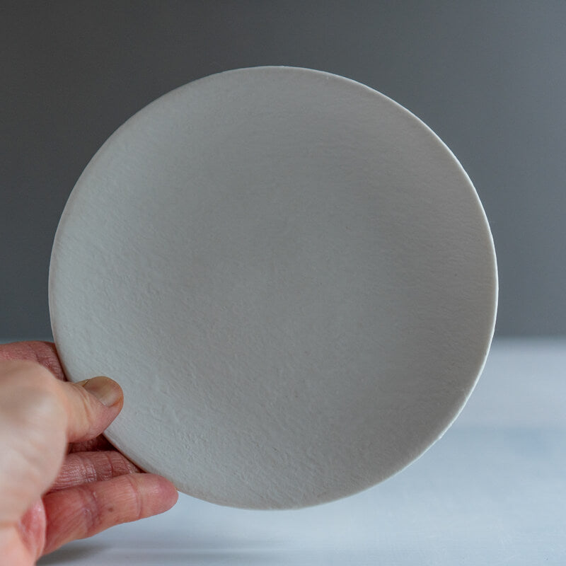 Daisuke Murai Tall Plate 5 Sun White Slip