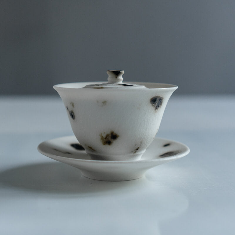 Murai Daisuke Covered Teacup, Celadon Glaze with Copper Decoration