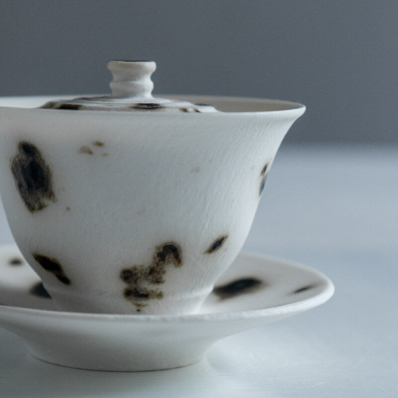 Murai Daisuke Covered Teacup, Celadon Glaze with Copper Decoration