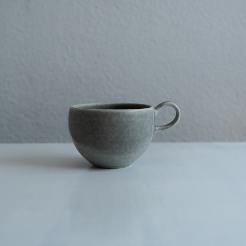 南江里子 カップ round グレー