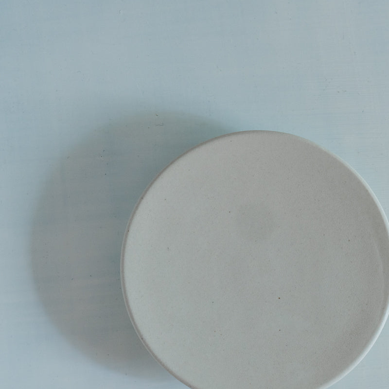 Minamie Satoko 4 sun Tall-footed Plate, White