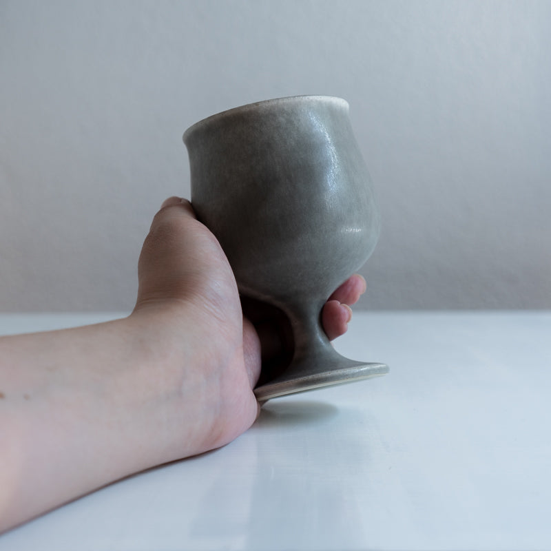 Minamie Sato Goblet round gray