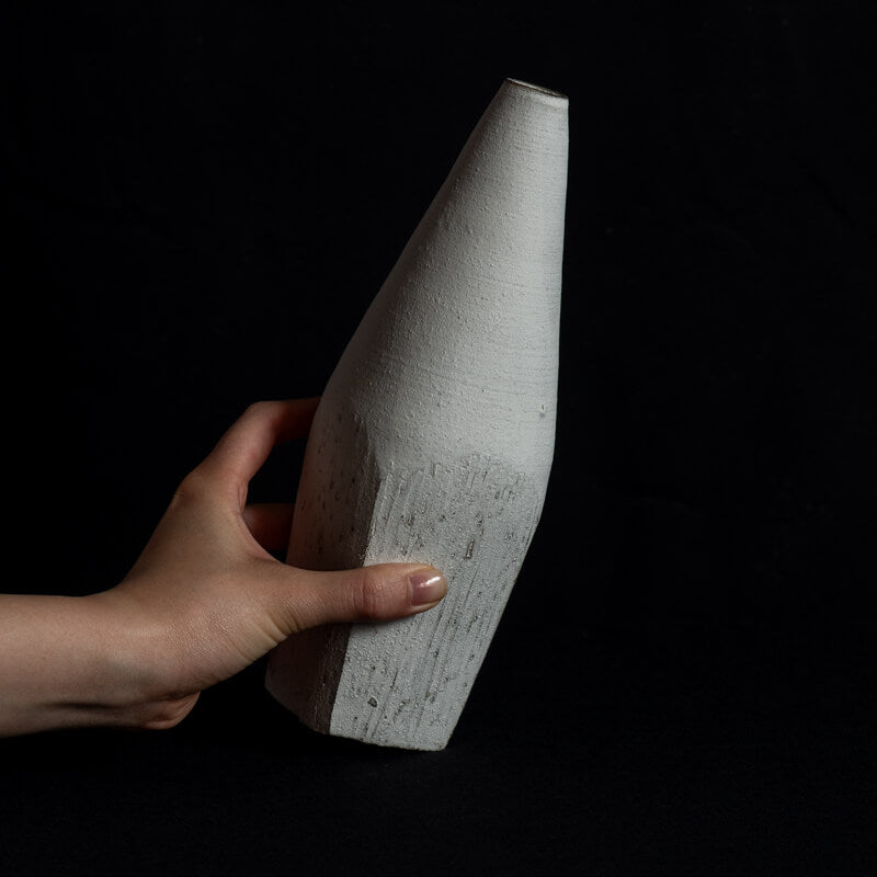 Noguchi, Etsushi White Porcelain Square Bottle