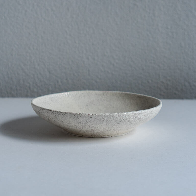 Mutsumi Ohashi Ash-glazed Shallow Round Bowl