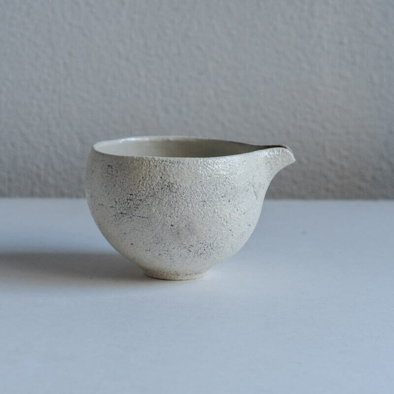 大橋睦 灰釉 片口 丸型