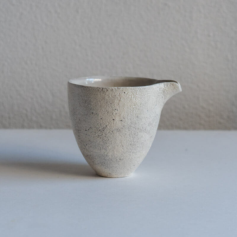 Mutsumi Ohashi Ash Glaze Katakuchi Round Vertical