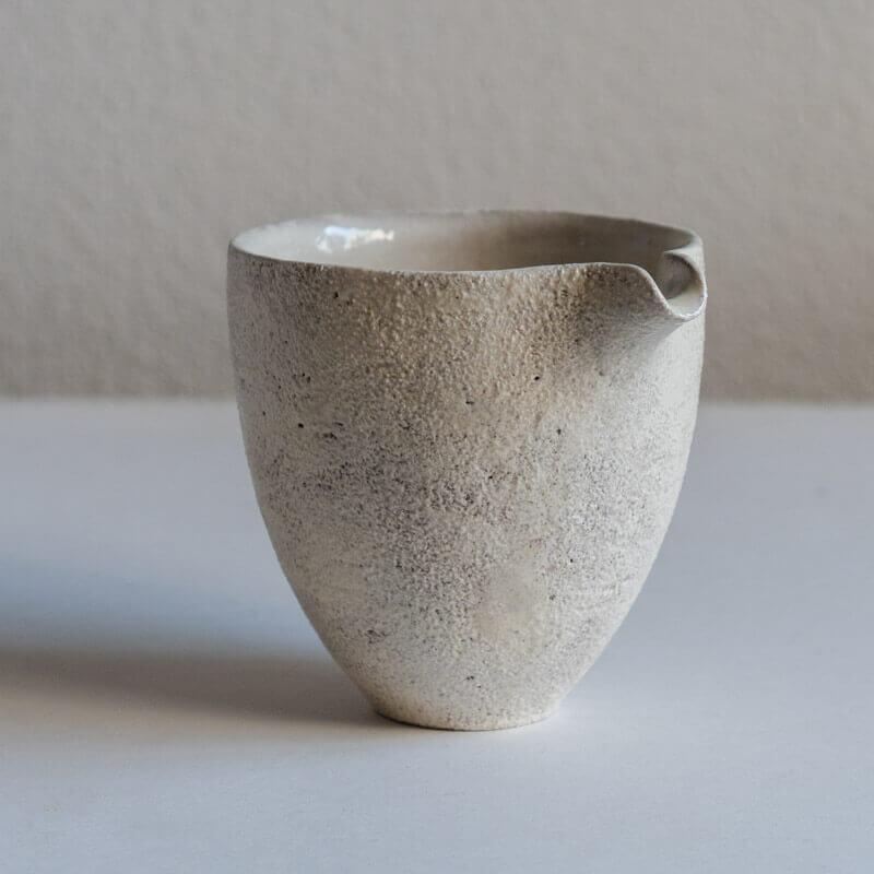 Mutsumi Ohashi Ash Glaze Katakuchi Round Vertical