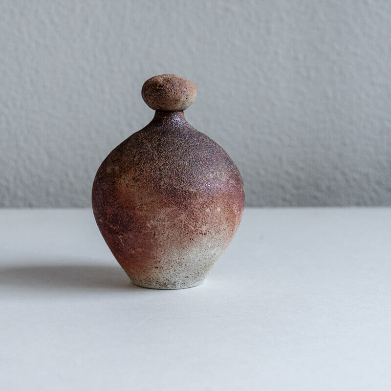 大橋睦 焼締粉引 蓋つき花入れ B