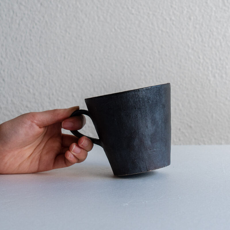 Toshiaki Tashiro Black Manganese Handled Cup M