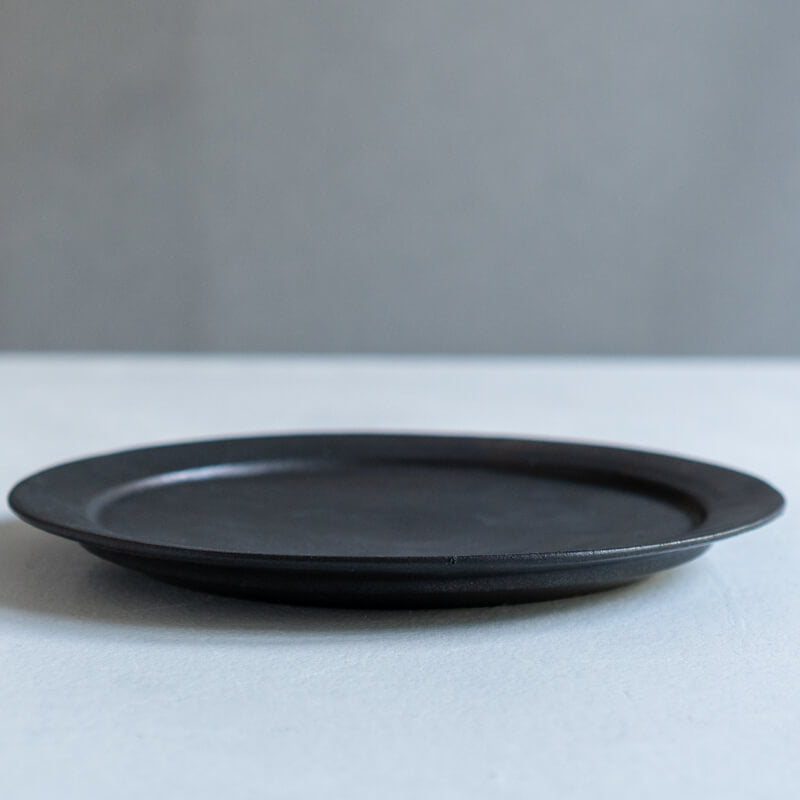 塚本友太 22.5cm リム皿 黒