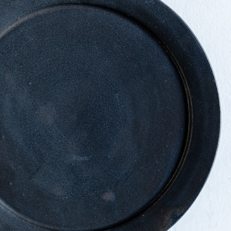 Tsukamoto Yuta 22.5cm Rimmed Plate, Black